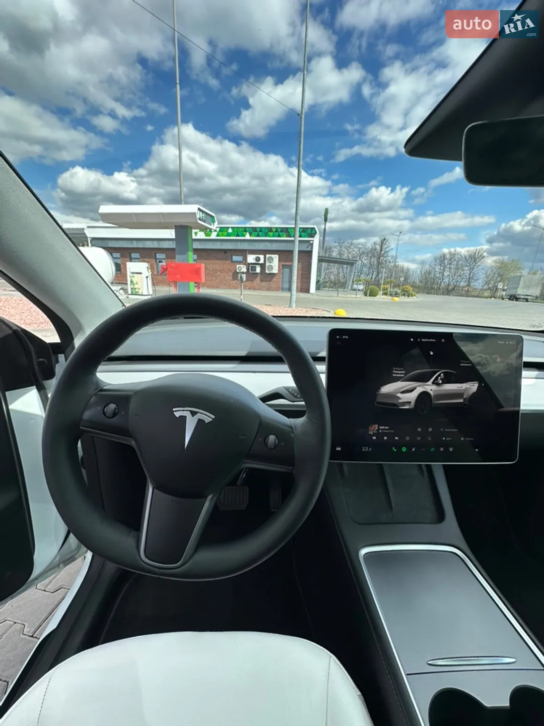 2022 Tesla Model Y - мініатюра 24