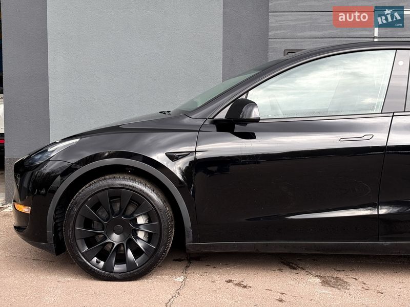 Внедорожник / Кроссовер Tesla Model Y 2023 в Киеве фото 5 Внедорожник / Кроссовер Tesla Model Y 2023 в Киеве
