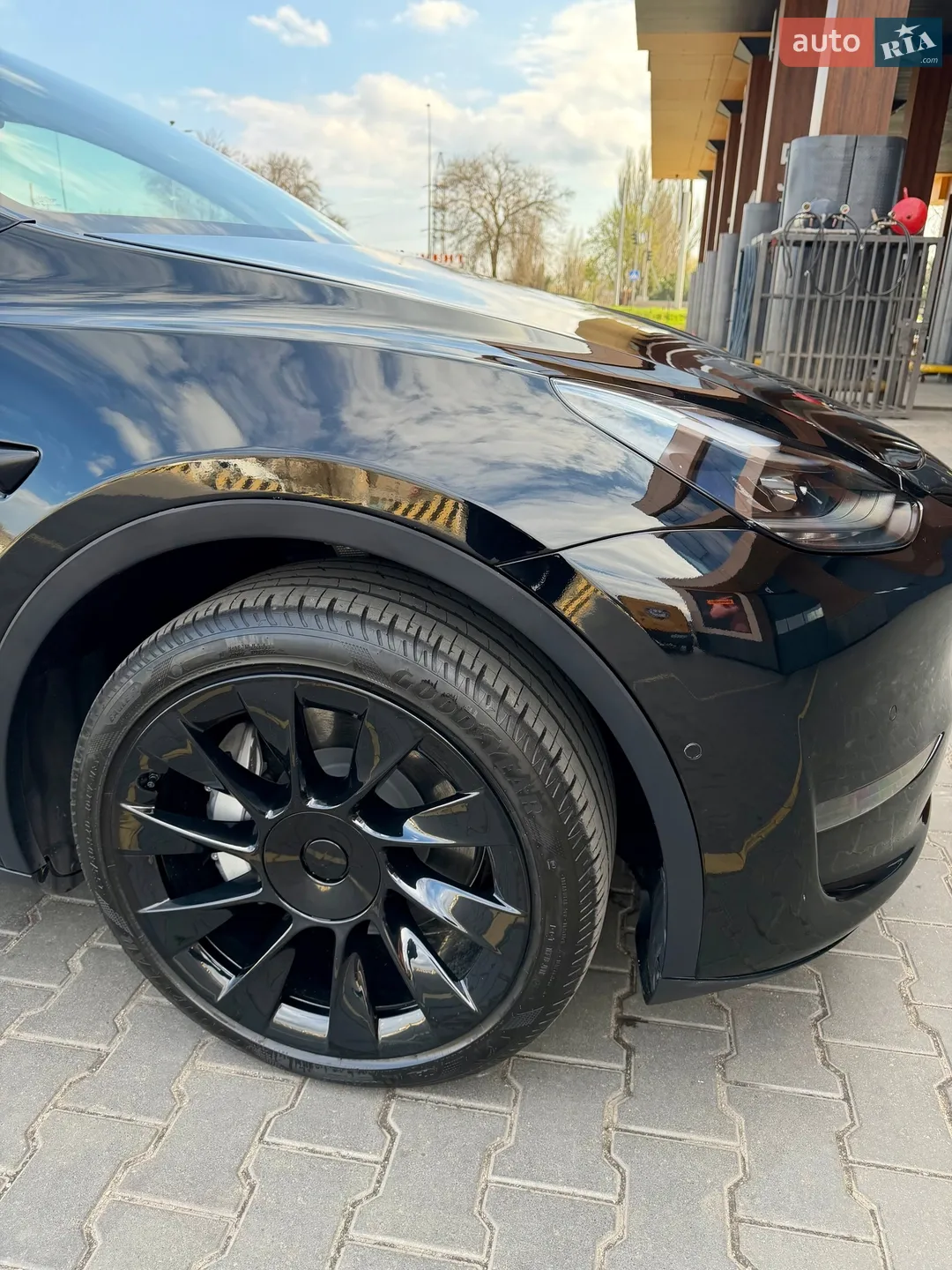 2023 Tesla Model Y - мініатюра 9