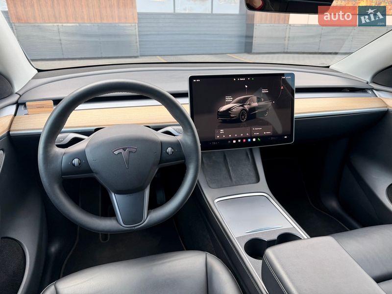 Внедорожник / Кроссовер Tesla Model Y 2023 в Одессе