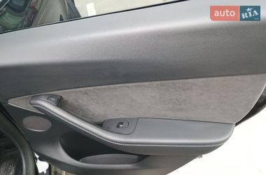 Внедорожник / Кроссовер Tesla Model Y 2022 в Львове