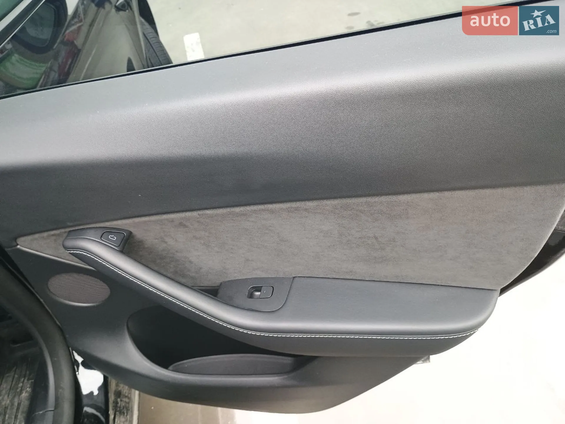 2022 Tesla Model Y - мініатюра 10