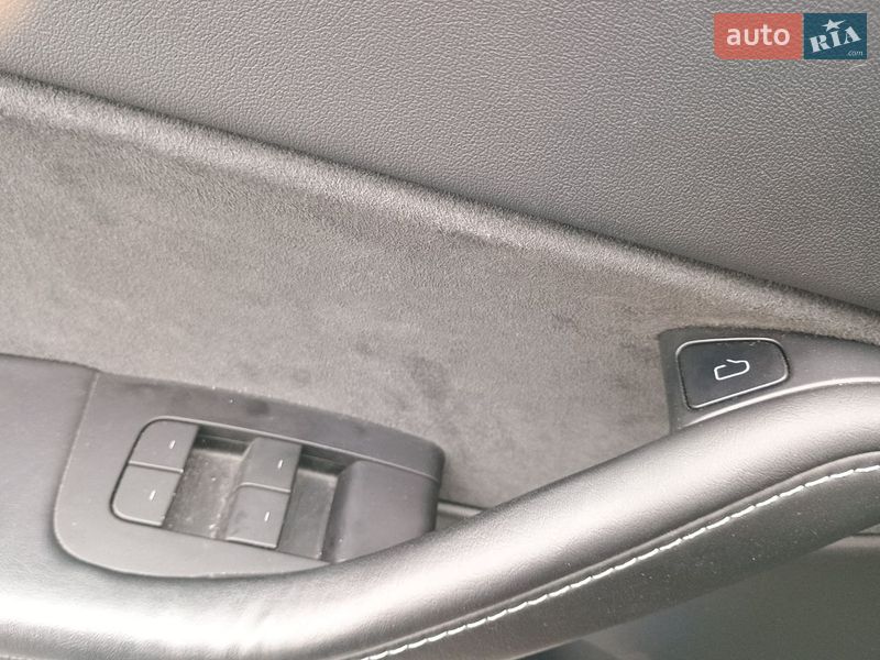Внедорожник / Кроссовер Tesla Model Y 2022 в Львове