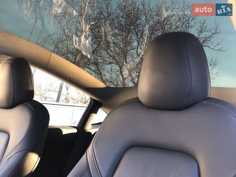 Внедорожник / Кроссовер Tesla Model Y 2022 в Кременчуге
