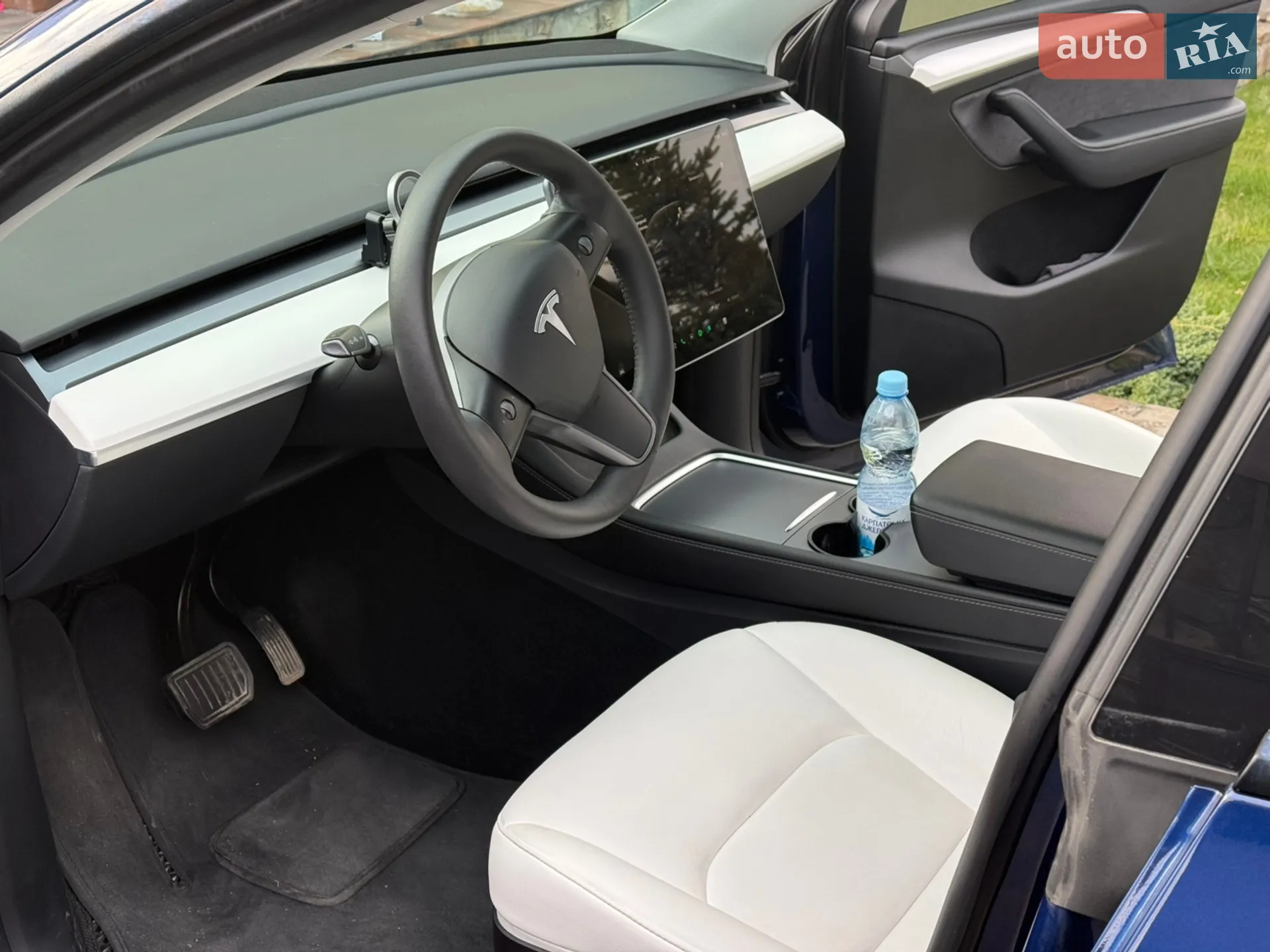 2022 Tesla Model Y - мініатюра 10