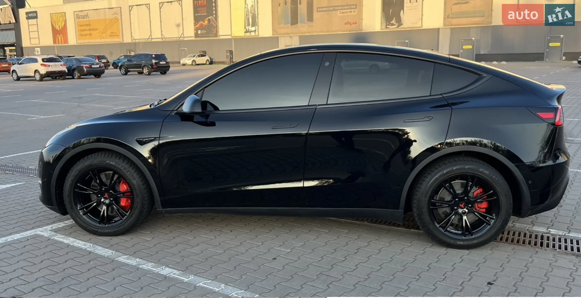 2022 Tesla Model Y - мініатюра 5