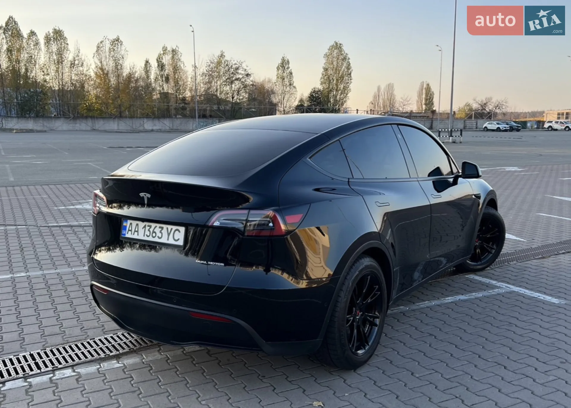 2022 Tesla Model Y - мініатюра 8
