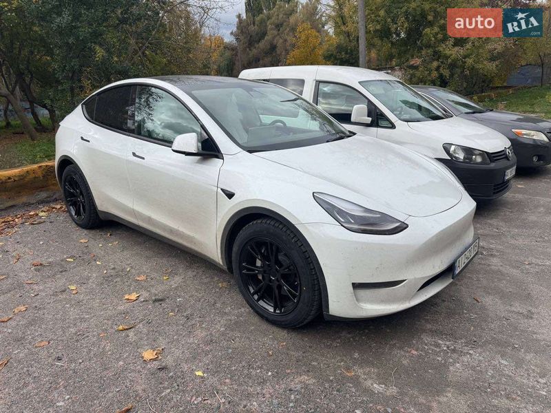 Внедорожник / Кроссовер Tesla Model Y 2021 в Белой Церкви