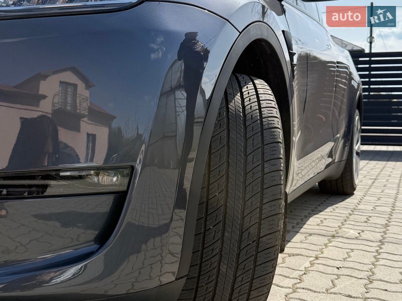 Позашляховик / Кросовер Tesla Model Y 2022 в Долині фото 14 Позашляховик / Кросовер Tesla Model Y 2022 в Долині