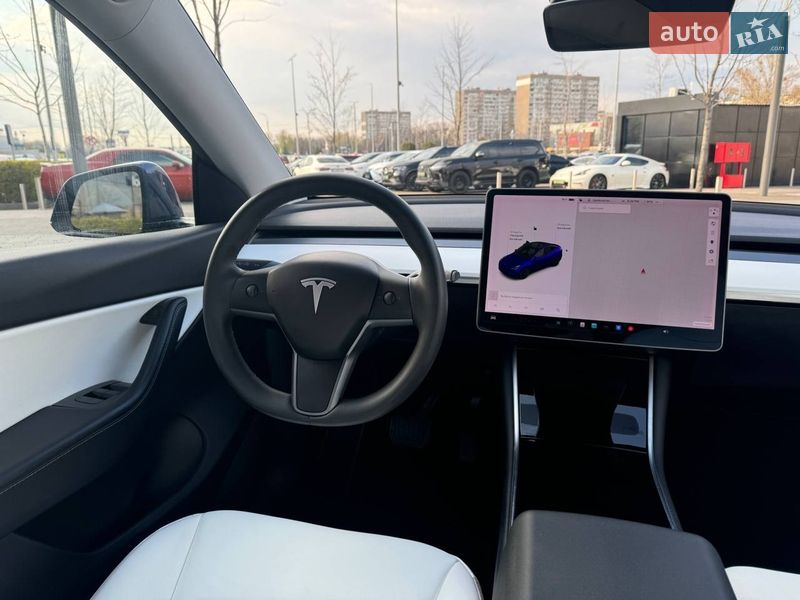 Позашляховик / Кросовер Tesla Model Y 2020 в Києві