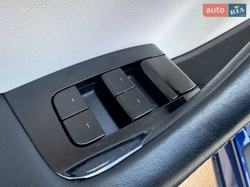 Позашляховик / Кросовер Tesla Model Y 2020 в Києві