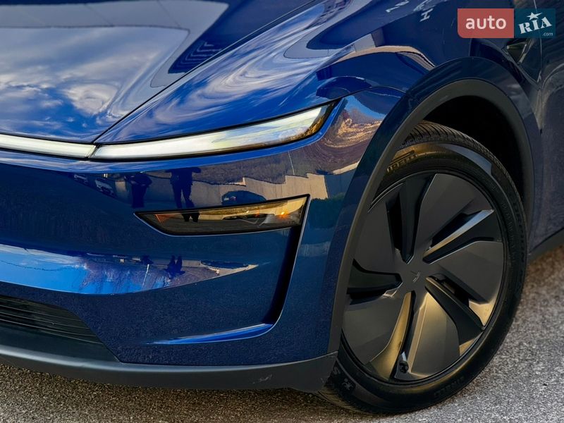 Позашляховик / Кросовер Tesla Model Y 2025 в Харкові