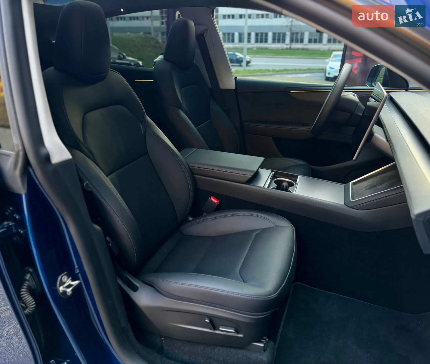 2025 Tesla Model Y - мініатюра 19