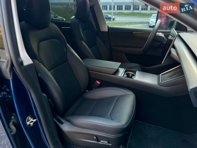 Позашляховик / Кросовер Tesla Model Y 2025 в Харкові