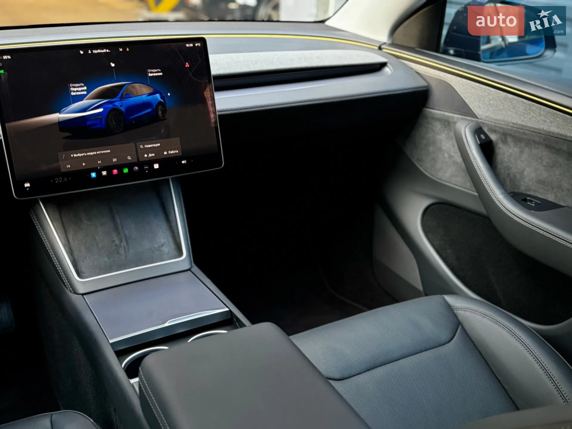2025 Tesla Model Y - мініатюра 23