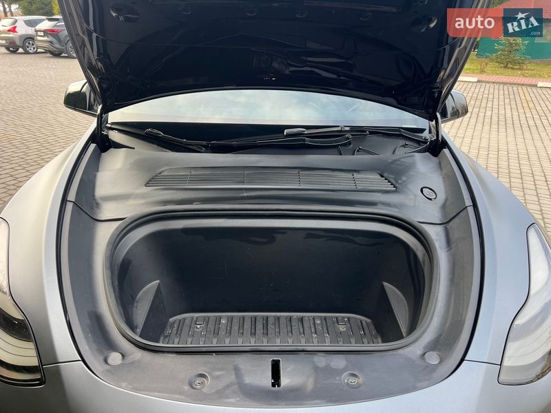 Внедорожник / Кроссовер Tesla Model Y 2023 в Львове фото 12 Внедорожник / Кроссовер Tesla Model Y 2023 в Львове