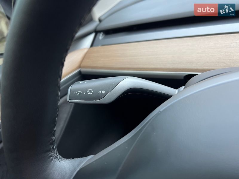 Внедорожник / Кроссовер Tesla Model Y 2023 в Львове фото 15 Внедорожник / Кроссовер Tesla Model Y 2023 в Львове