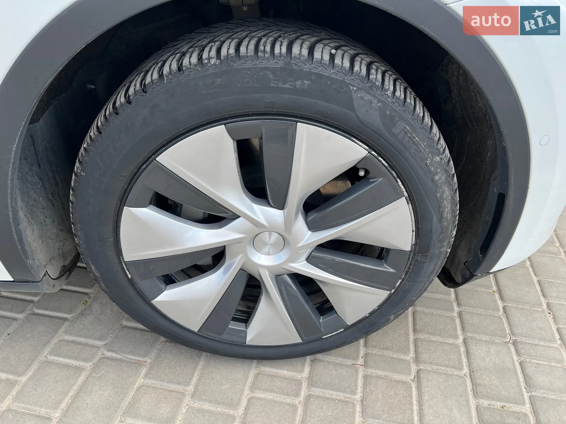 2022 Tesla Model Y - мініатюра 12