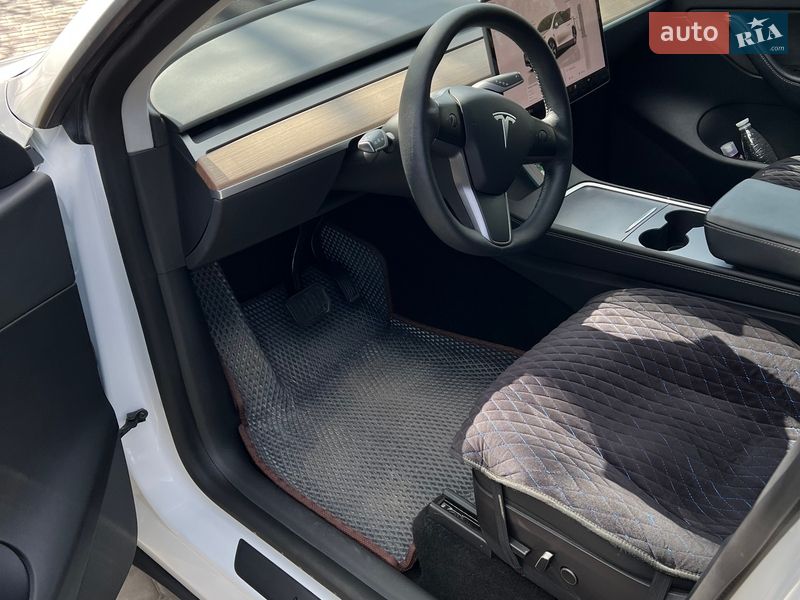 Позашляховик / Кросовер Tesla Model Y 2022 в Кропивницькому