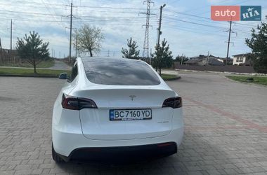 Позашляховик / Кросовер Tesla Model Y 2023 в Львові