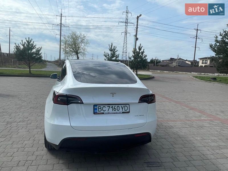 Позашляховик / Кросовер Tesla Model Y 2023 в Львові фото Позашляховик / Кросовер Tesla Model Y 2023 в Львові