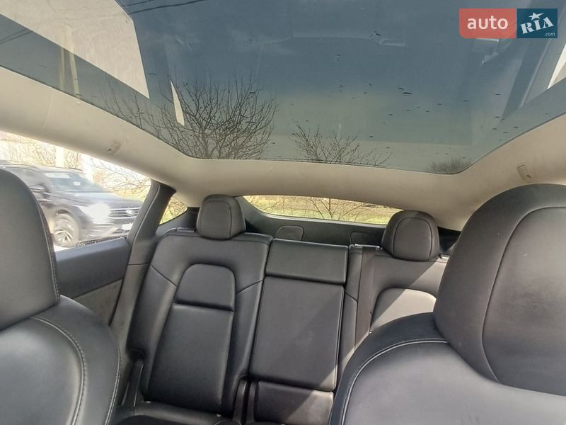 Позашляховик / Кросовер Tesla Model Y 2023 в Львові фото 11 Позашляховик / Кросовер Tesla Model Y 2023 в Львові