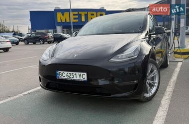 Внедорожник / Кроссовер Tesla Model Y 2022 в Львове