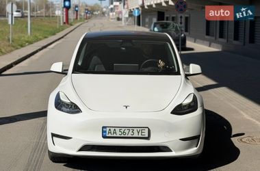 Внедорожник / Кроссовер Tesla Model Y 2024 в Киеве