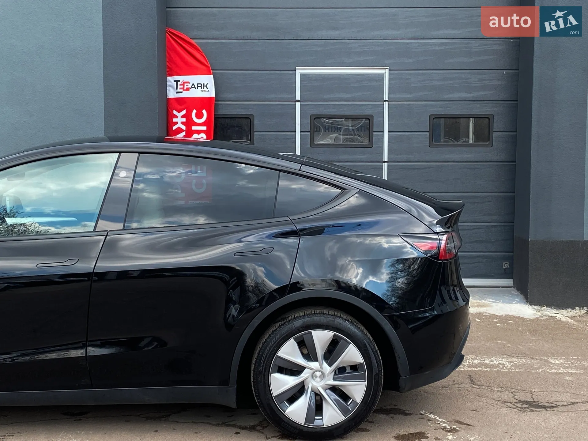 2024 Tesla Model Y - мініатюра 7
