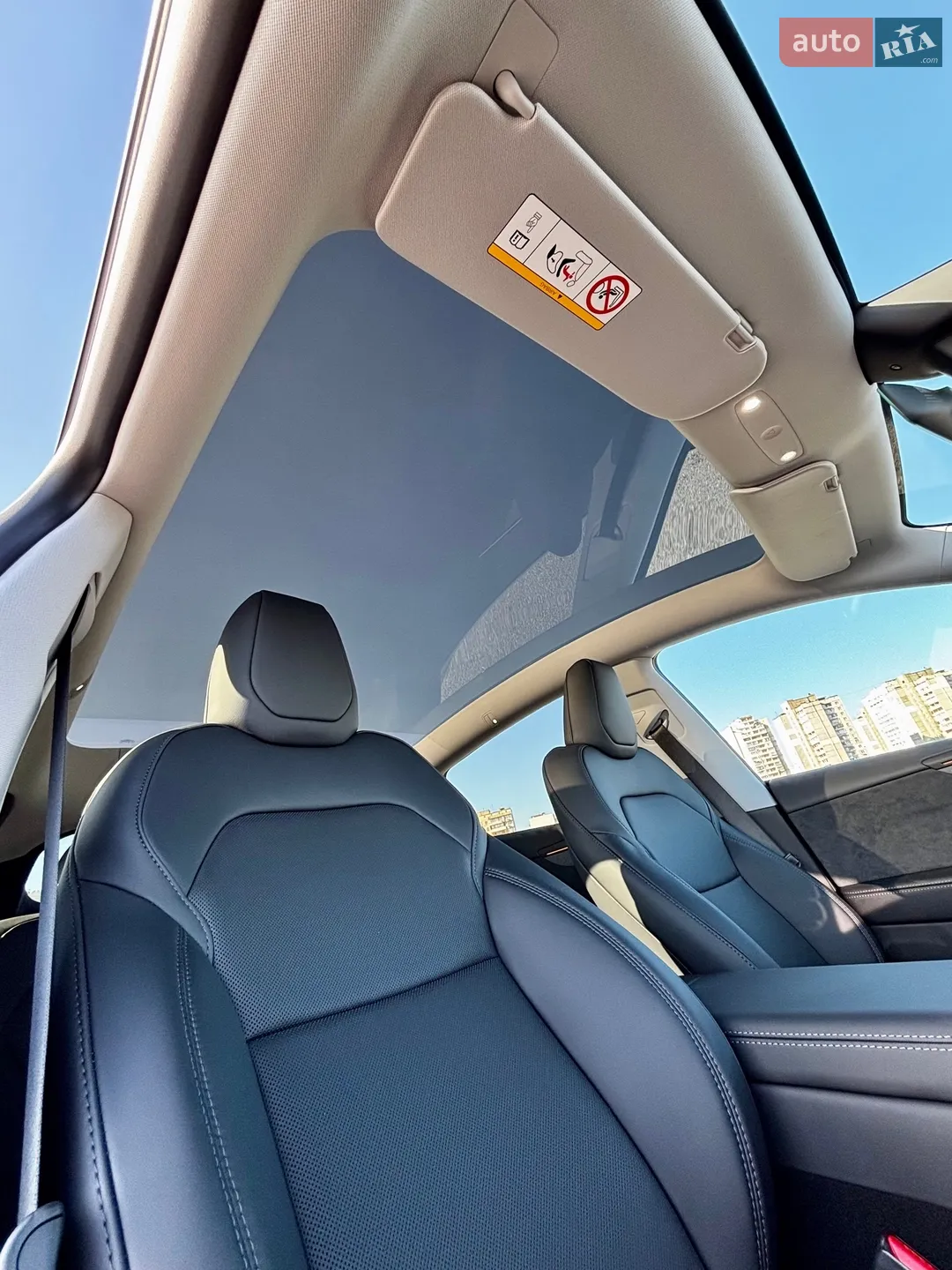 2025 Tesla Model Y - мініатюра 33