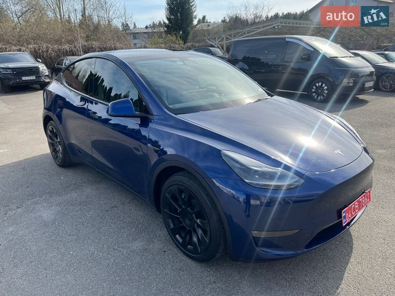 Внедорожник / Кроссовер Tesla Model Y 2022 в Киеве