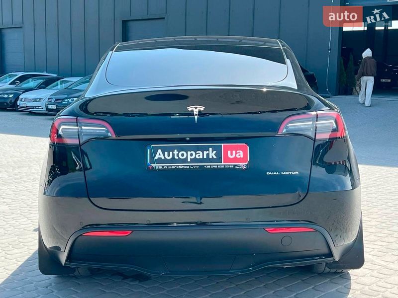 Внедорожник / Кроссовер Tesla Model Y 2021 в Львове