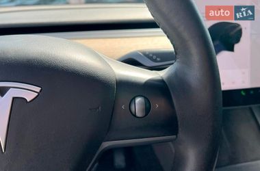 Внедорожник / Кроссовер Tesla Model Y 2021 в Львове