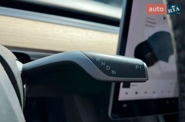 Внедорожник / Кроссовер Tesla Model Y 2021 в Львове
