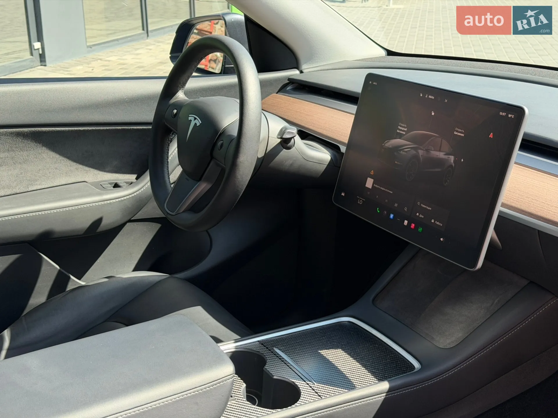 2022 Tesla Model Y - мініатюра 16