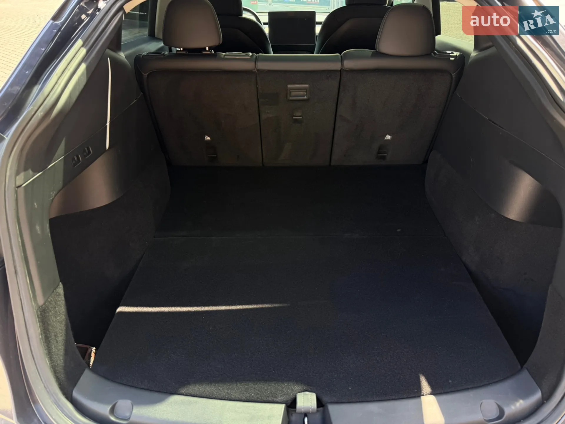 2022 Tesla Model Y - мініатюра 22