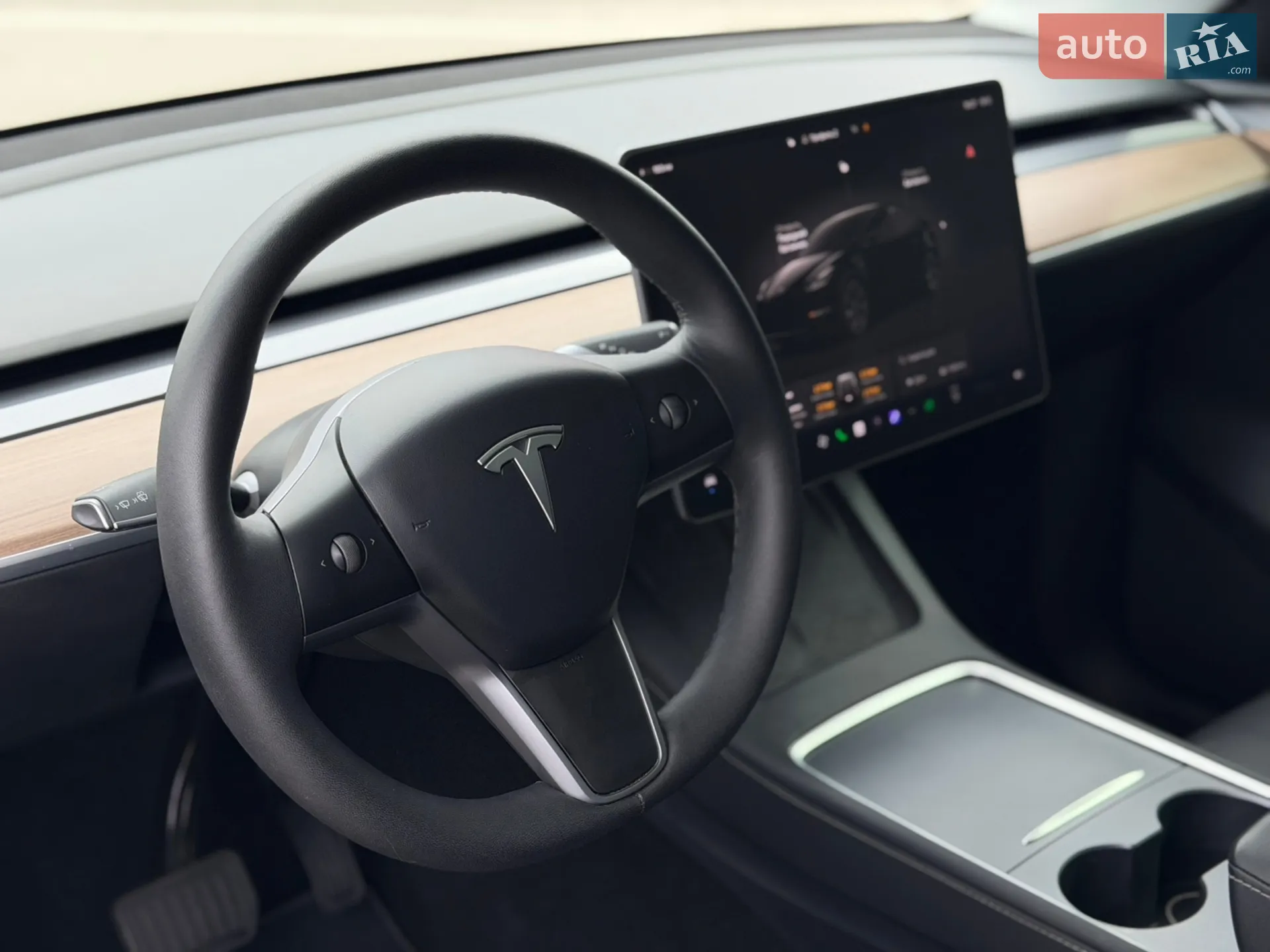 2024 Tesla Model Y - мініатюра 14