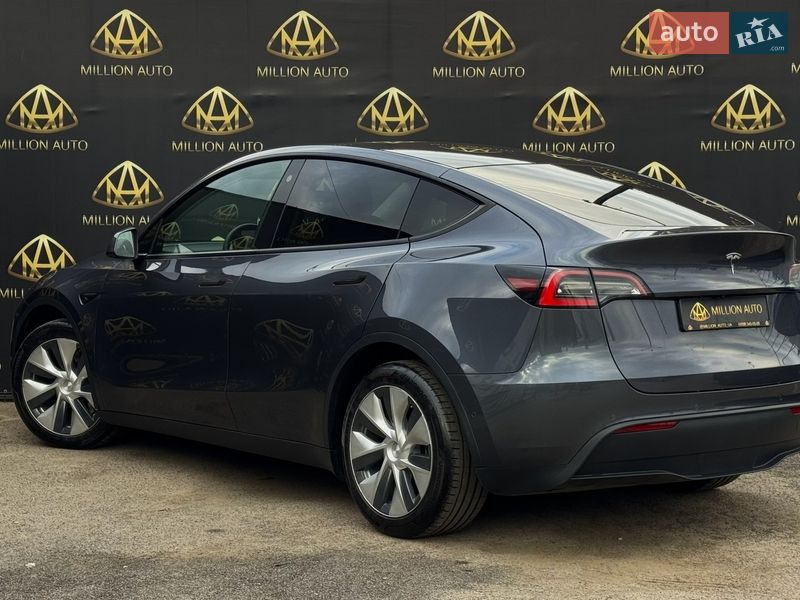 Позашляховик / Кросовер Tesla Model Y 2020 в Києві