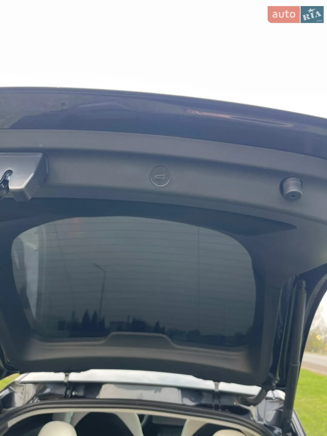 2024 Tesla Model Y - мініатюра 22