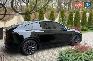 Позашляховик / Кросовер Tesla Model Y 2021 в Львові