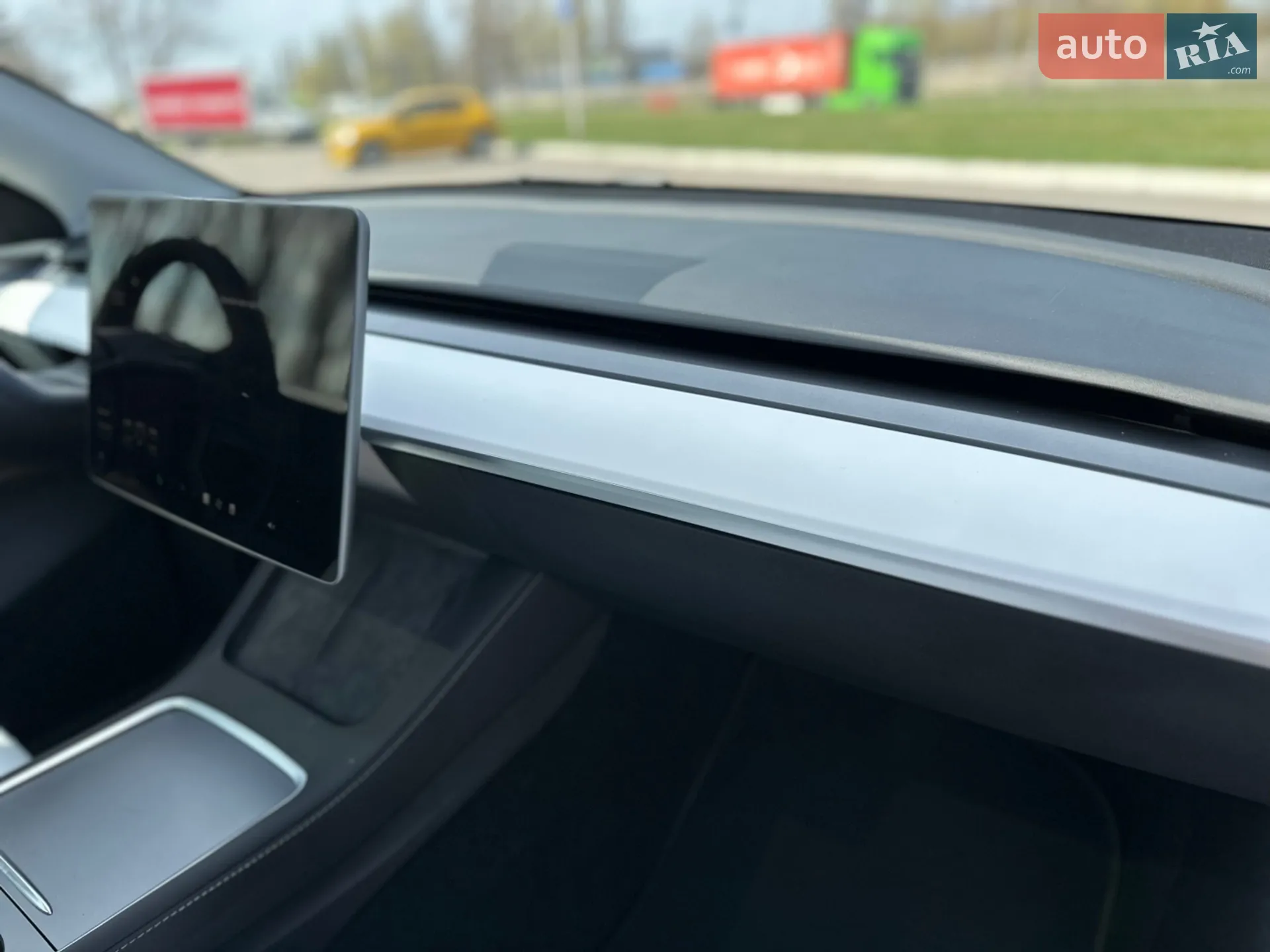 2024 Tesla Model Y - мініатюра 15