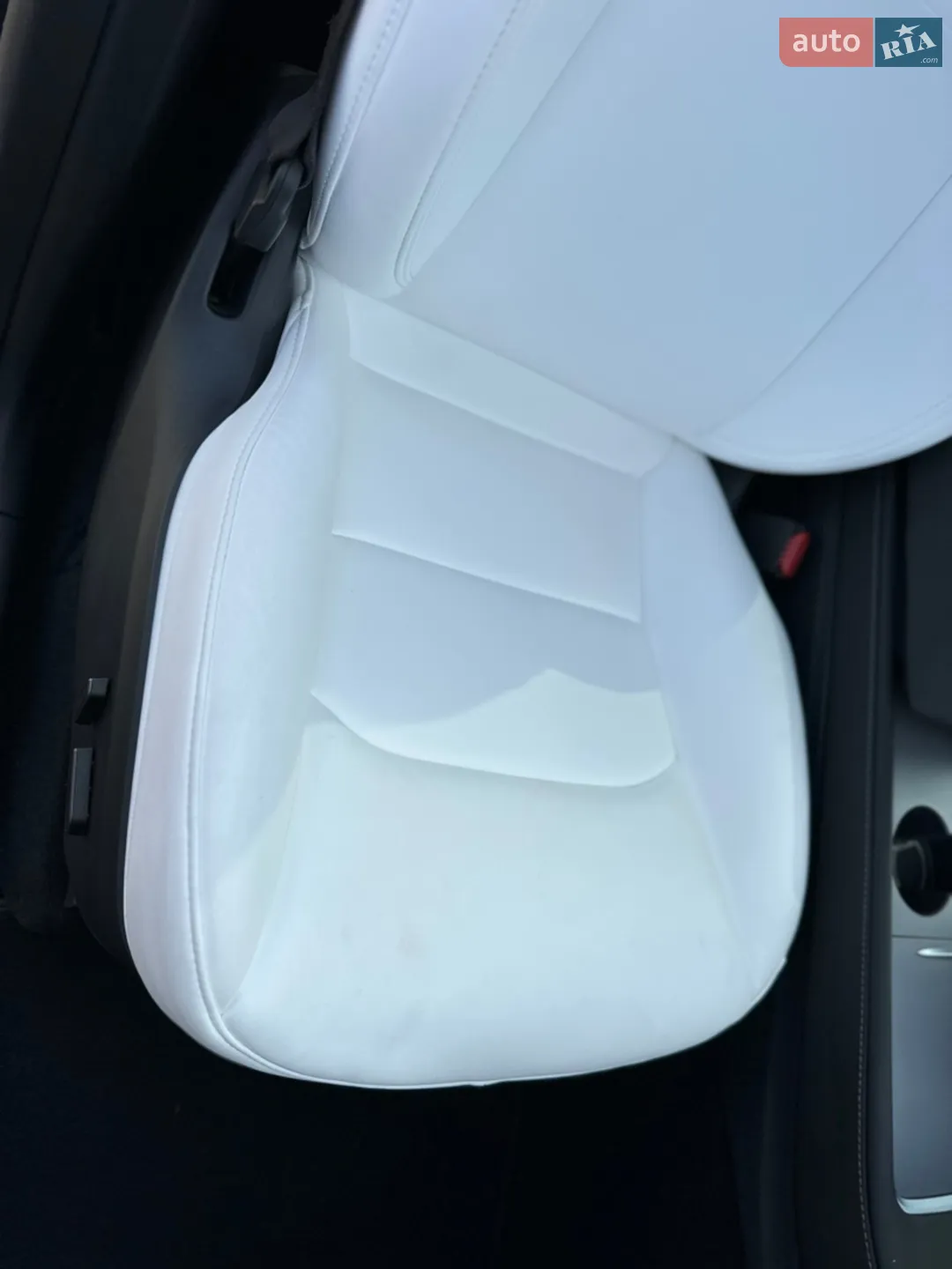 2024 Tesla Model Y - мініатюра 17