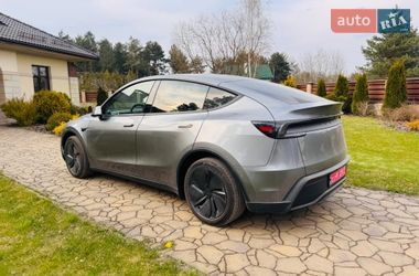 Внедорожник / Кроссовер Tesla Model Y 2025 в Львове