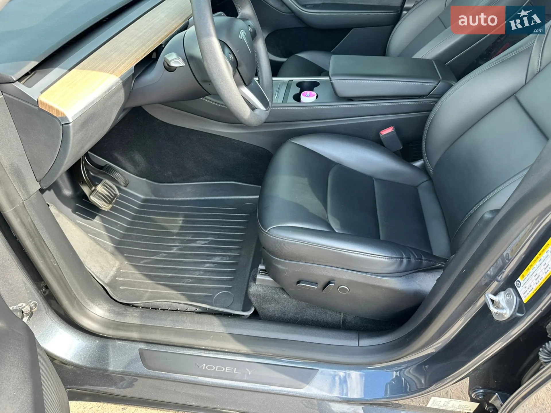 2022 Tesla Model Y - мініатюра 27