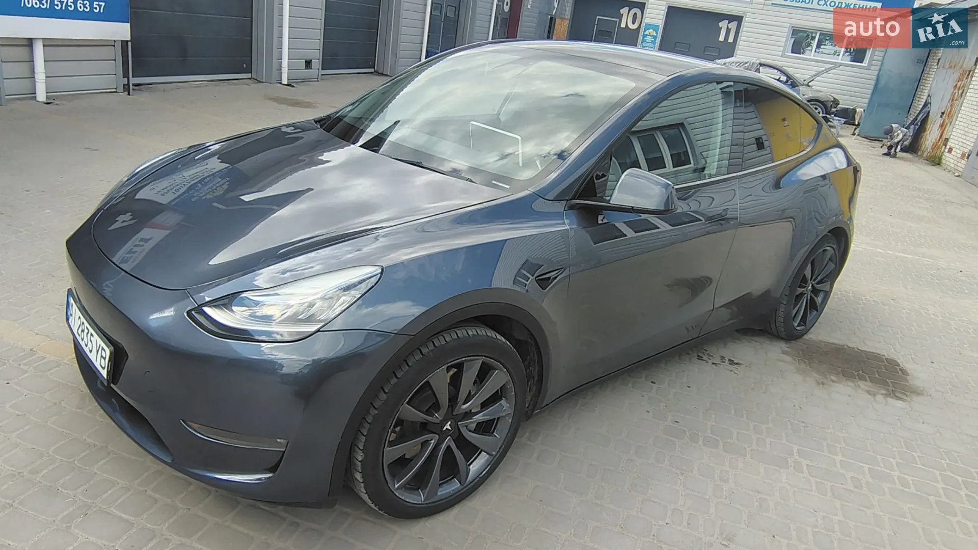 2023 Tesla Model Y - мініатюра 2