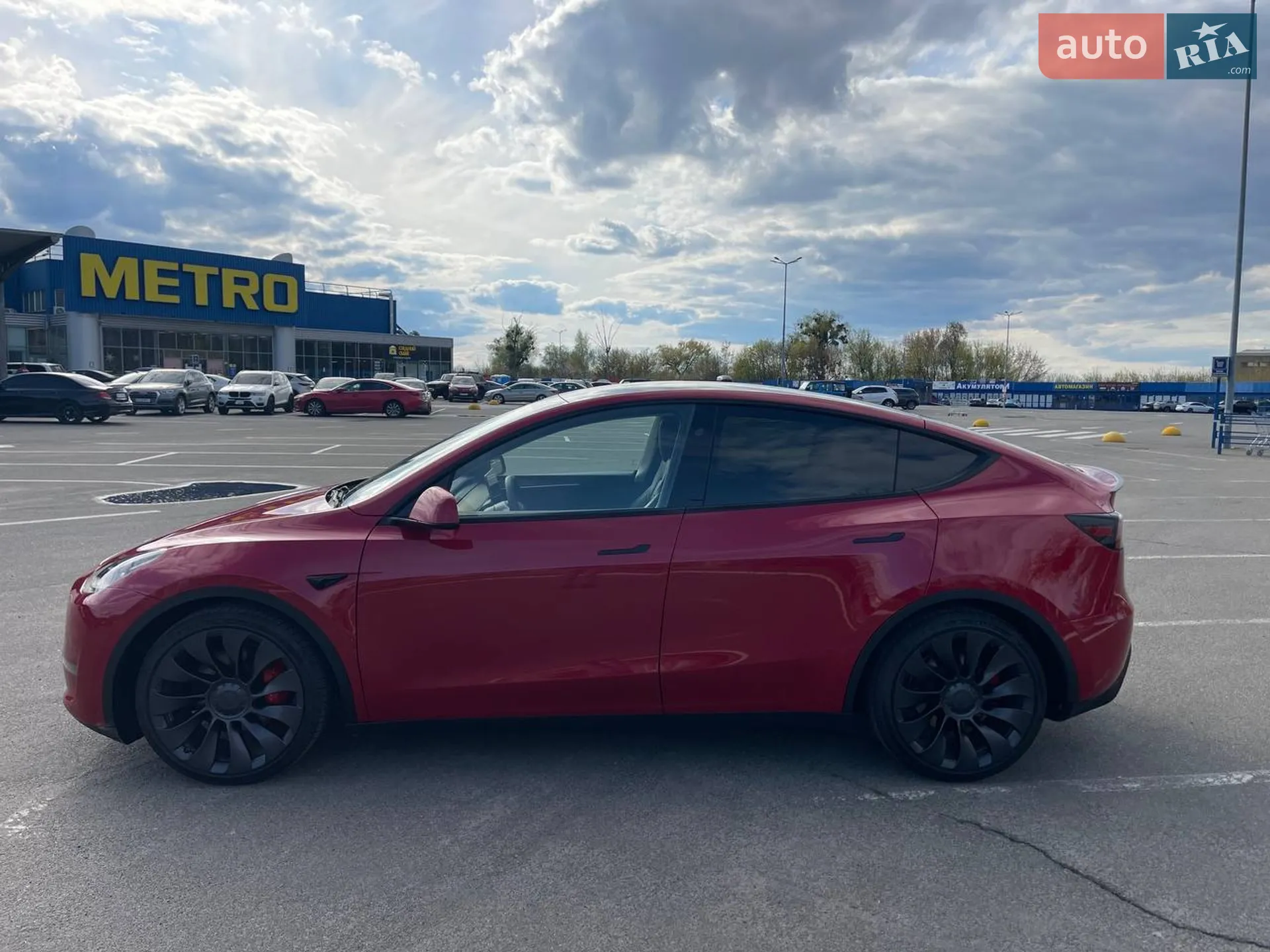2023 Tesla Model Y - мініатюра 3