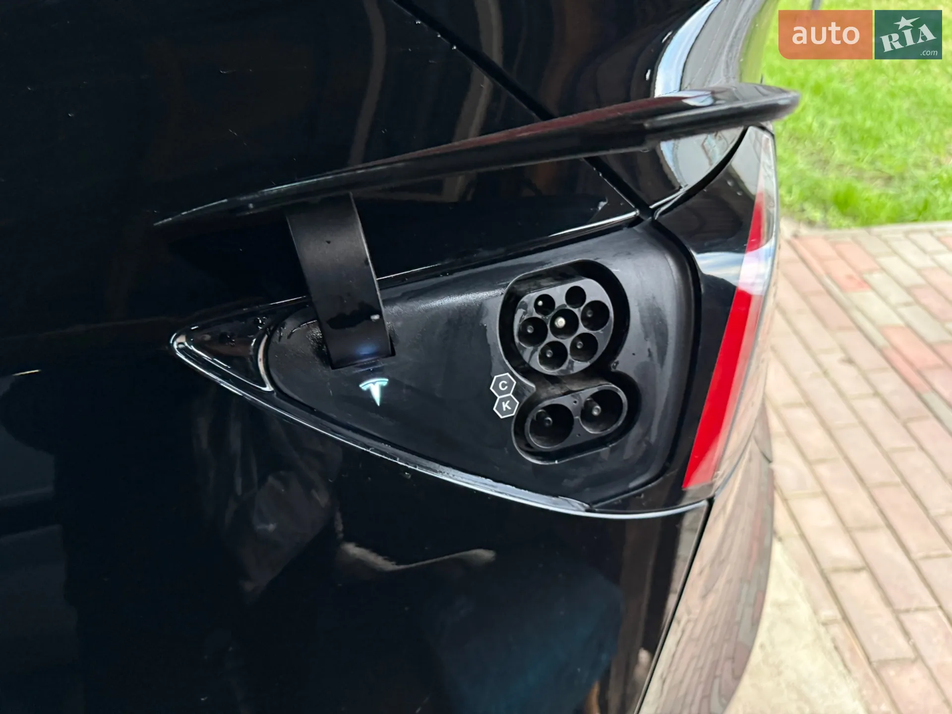 2021 Tesla Model Y - мініатюра 19