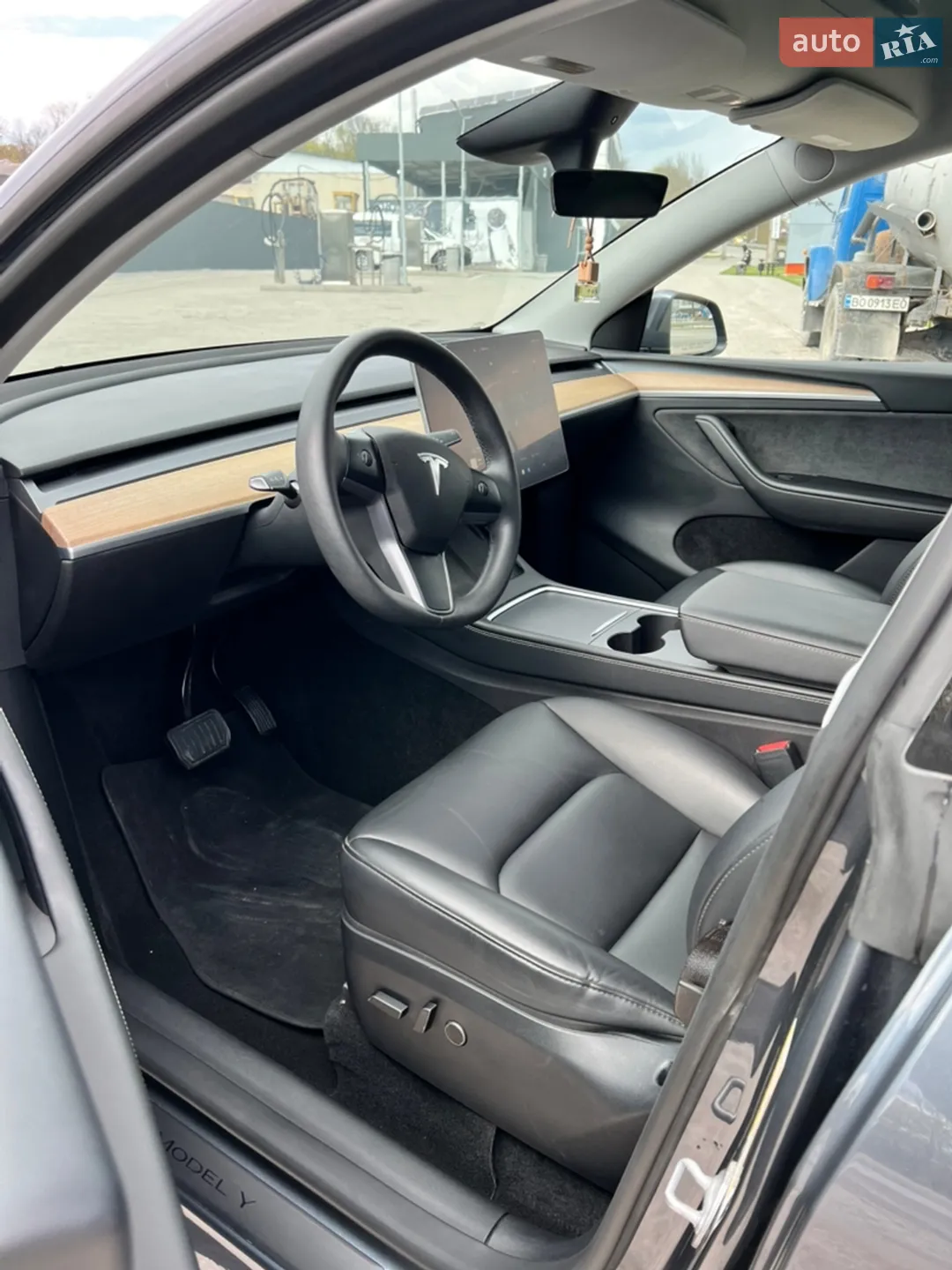 2023 Tesla Model Y - мініатюра 21
