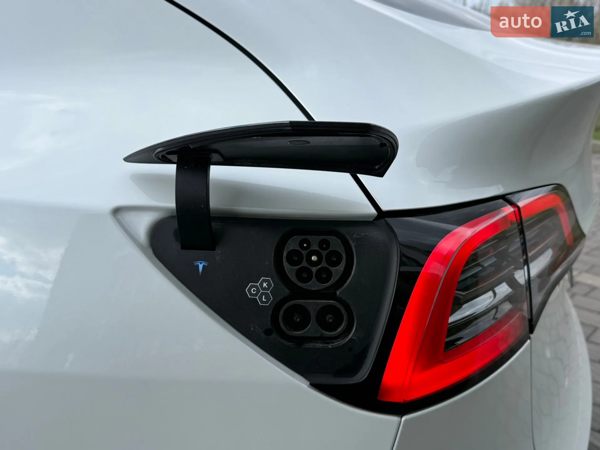 2024 Tesla Model Y - мініатюра 19