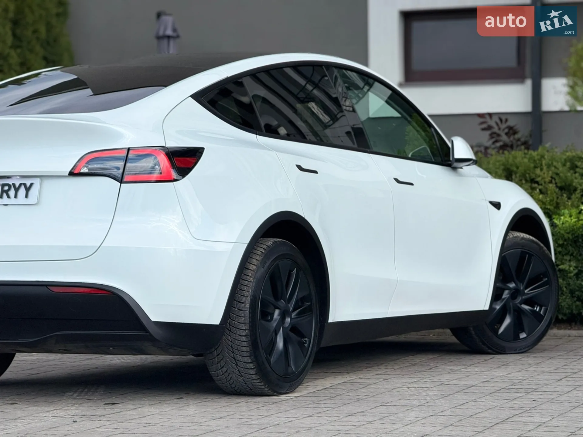 2024 Tesla Model Y - мініатюра 32
